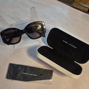 NWOT Marc Jacobs Sunny's